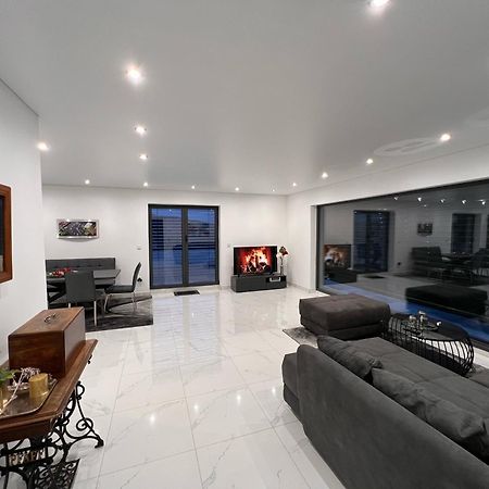 Ferienwohnung Penthouse M1 Neunkirchen  Exterior foto