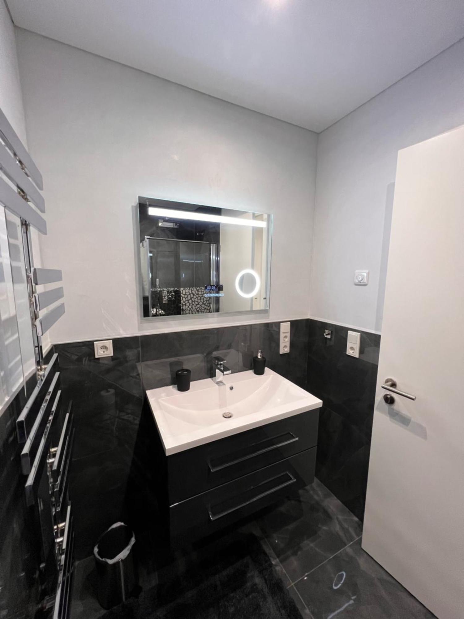 Ferienwohnung Penthouse M1 Neunkirchen  Exterior foto